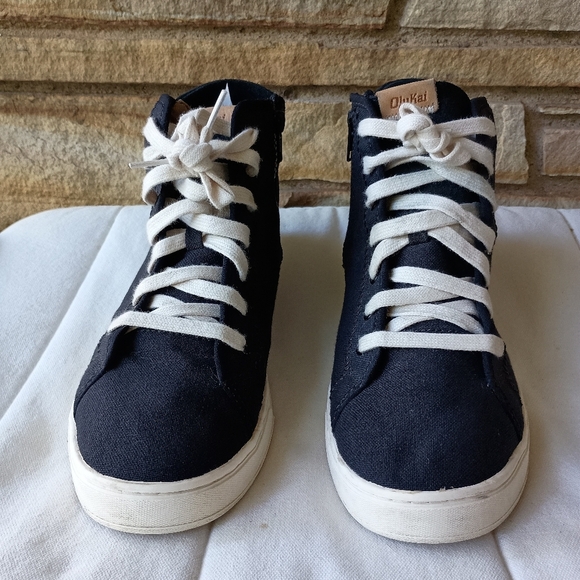 Olukai Stylish Black High-Top Sneakers_10 - Picture 2 of 8
